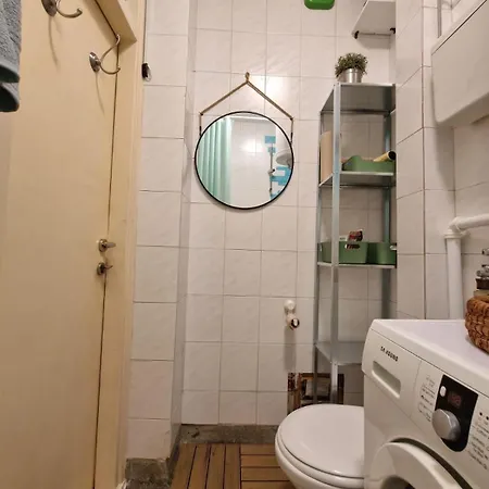 Flat In Center Of