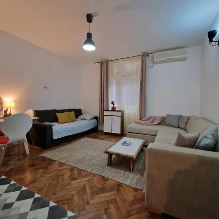 Apartment Flat In Center Of Belgrade