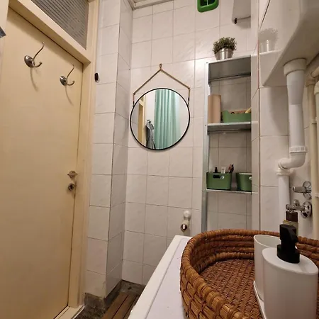 Flat In Center Of *