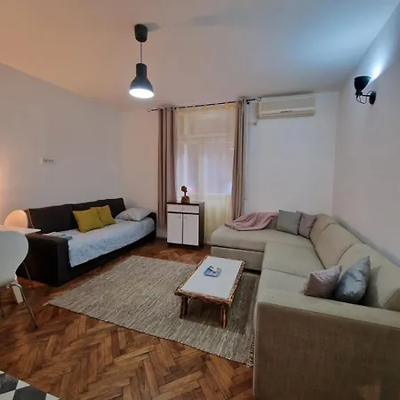 Apartment Flat In Center Of