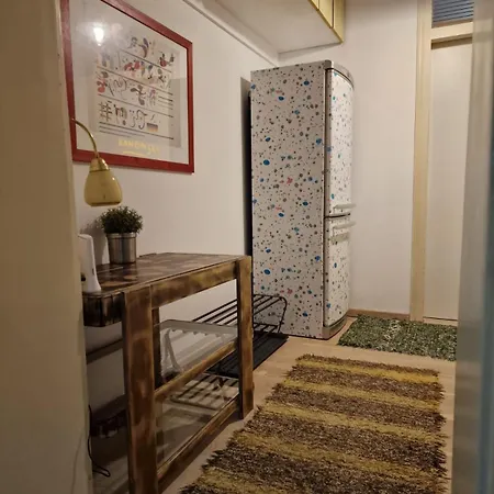 Flat In Center Of Apartment *